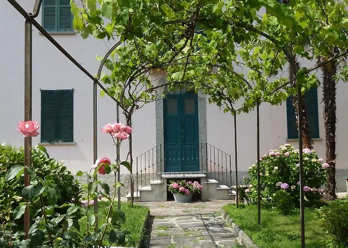 Forster's Nest Каннеро-Ривьера