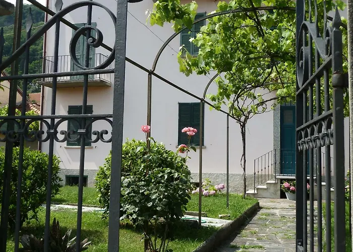 Апартаменты Forster's Nest *